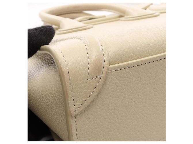Céline Borsa Celine Luggage Nano Shopper in pelle avorio Crudo - vista 11