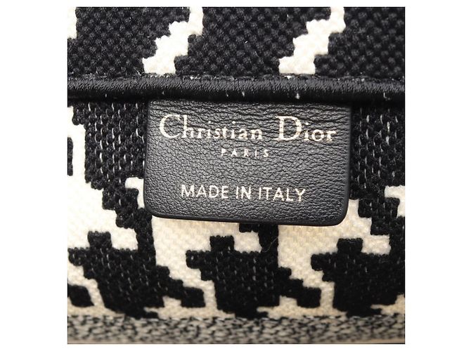 Borsa Christian Dior Dior Book Tote Medium Houndstooth Nero Bianco - vista 4