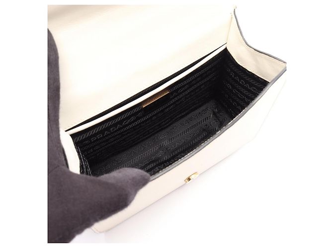 Borsa a tracolla Prada in pelle Saffiano Bianco - vista 3