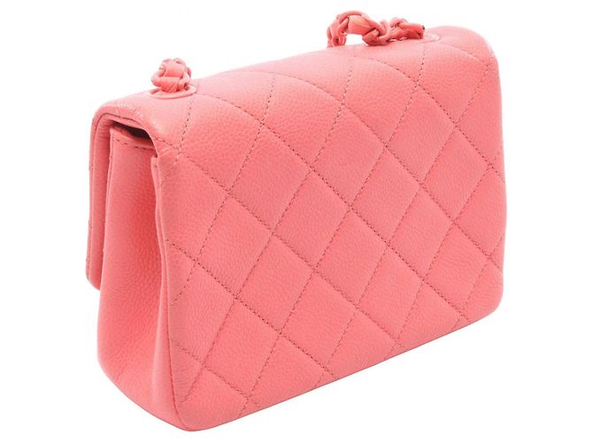 Bolsa de Ombro Chanel Mini Matelassé em Rosa - vista 2