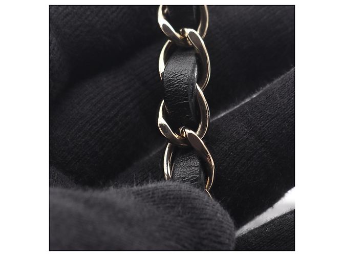 Borsa a tracolla Chanel Mini Matelassé 20 Nero - vista 10