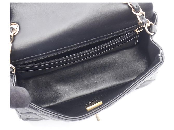 Borsa a tracolla Chanel Mini Matelassé 20 Nero - vista 3