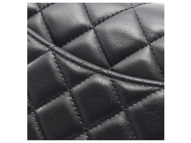 Borsa a tracolla Chanel Mini Matelassé 20 Nero - vista 8
