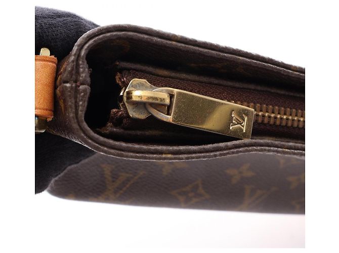 Sac à épaule Louis Vuitton Trotteur Monogram Marron - vue 12