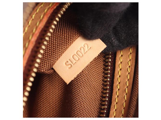 Borsa a tracolla Louis Vuitton Trotteur Marrone - vista 5
