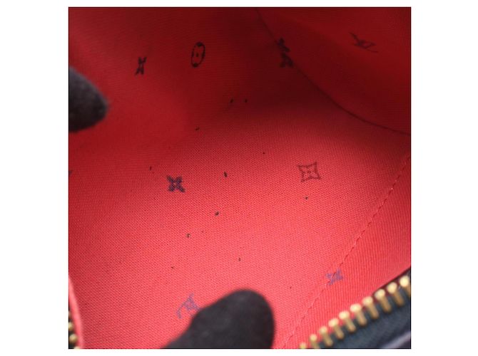 Borsa 2-Way Louis Vuitton Papillon BB Monogram Giant Midnight Fuchsia Rosa Porpora Blu navy - vista 5