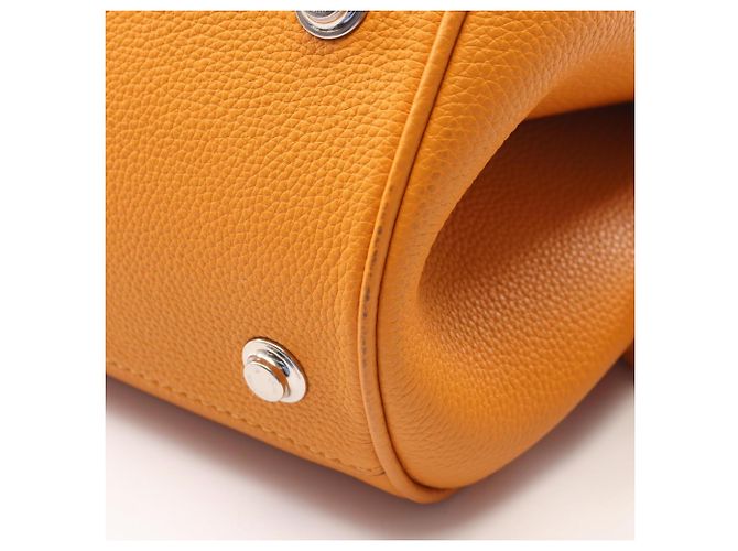 Borsa Louis Vuitton Mira PM Arancione - vista 8