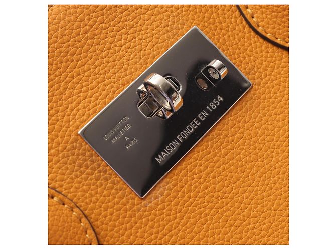 Borsa Louis Vuitton Mira PM Arancione - vista 9