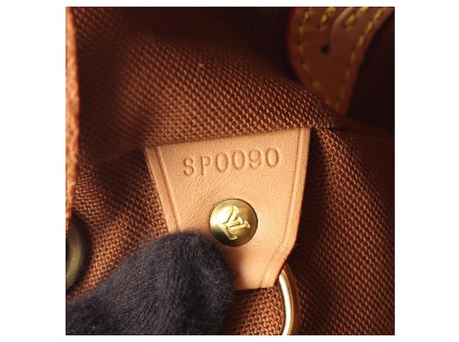 Zaino/Borsa Louis Vuitton Montsouris MM Marrone - vista 5