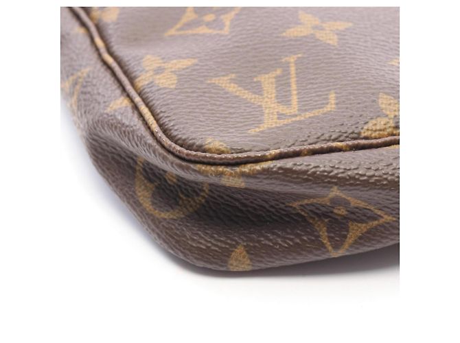 Louis Vuitton Pochette Accessoires Monogram Handbag Marron - vue 7