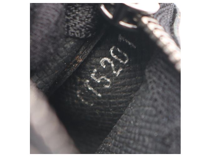 Louis Vuitton Pochette Clé Monogram Eclipse Reverse Wallet Castaño Negro - vista 5