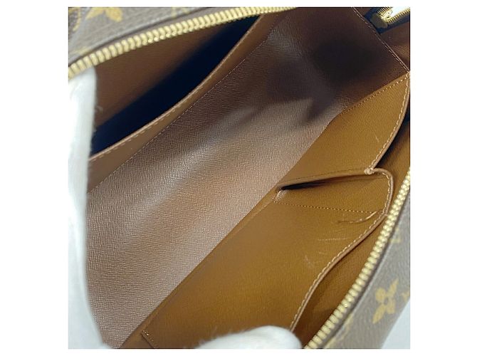 Bolso de hombro Louis Vuitton Monogram Cite MM Castaño - vista 4