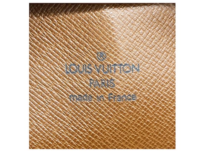 Bolso de hombro Louis Vuitton Monogram Cite MM Castaño - vista 5