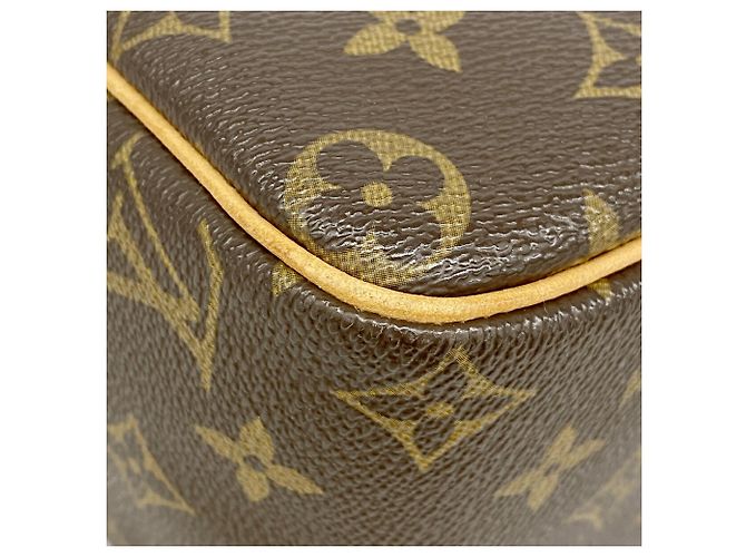 Bolso de hombro Louis Vuitton Monogram Cite MM Castaño - vista 6