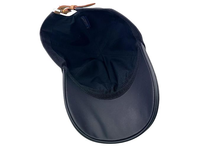 Cappello Louis Vuitton Monogram Shadow Nero - vista 8