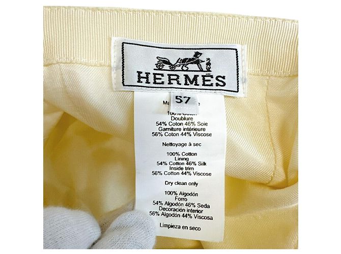 Hermès Cappello Sellier con Bottone Hermes in White Bianco - vista 9