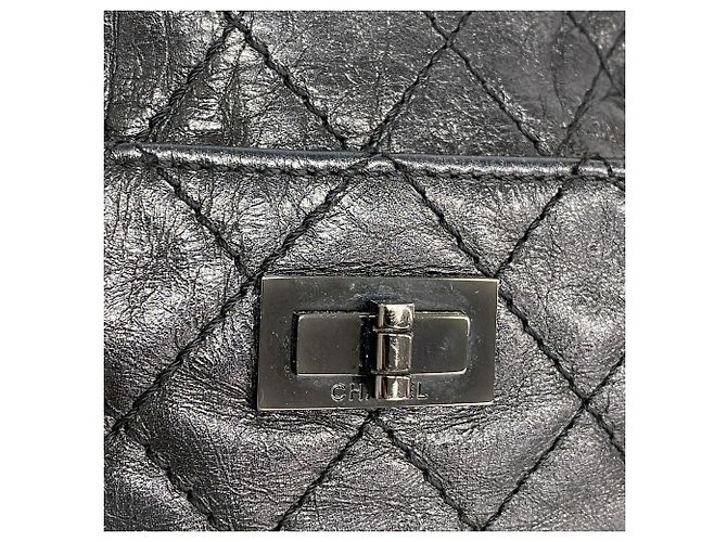 Borsa a tracolla Chanel 2.55 in pelle matelassé nera Nero - vista 8