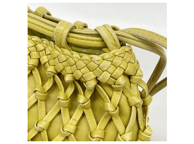 Borsa a tracolla Chanel in pelle verde chiaro - vista 7