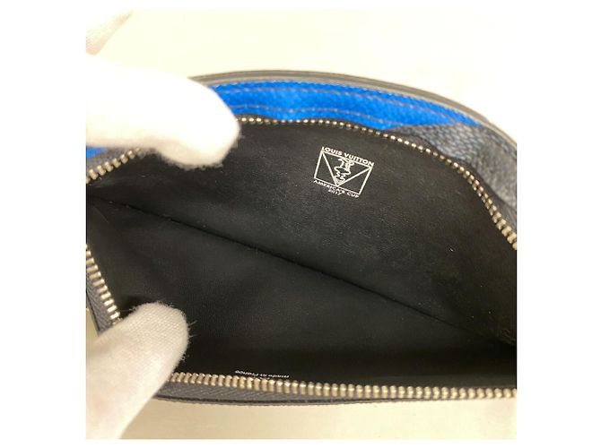 Louis Vuitton Damier Cobalt America's Cup Pochette Nero - vista 4