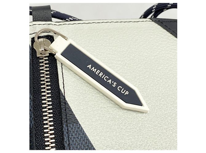 Louis Vuitton Damier Cobalt America's Cup Pochette Nero - vista 8