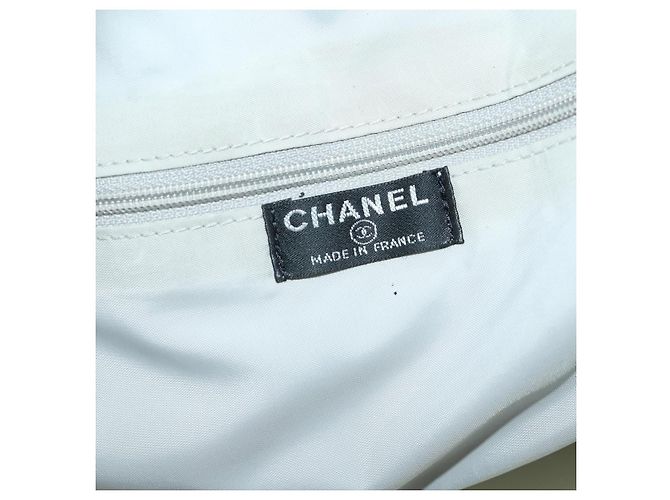CHANEL Sports Line Backpack White Gray CC - vista 25