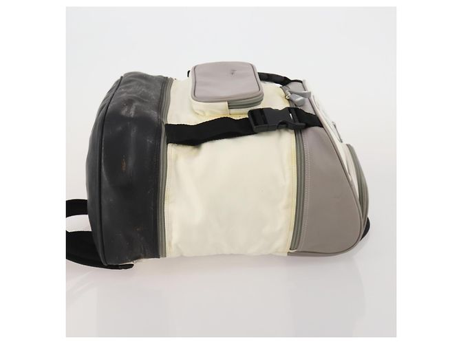 CHANEL Sports Line Backpack White Gray CC - vista 3