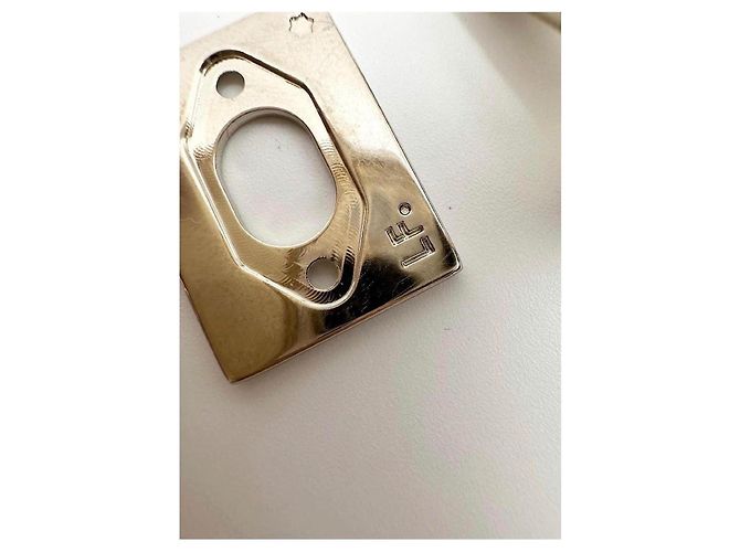 Chanel CC Turn-Lock oro D'oro - vista 8