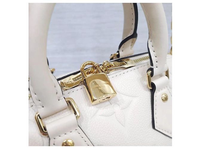 Louis Vuitton Speedy Bandoulière Monogram Empreinte Cream Bianco - vista 6