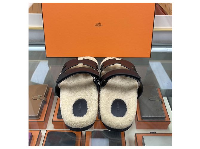 Hermès Sandali in shearling Nero - vista 5