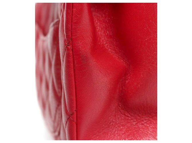 Chanel Borsa a tracolla matelassé rossa con patta Rosso - vista 10