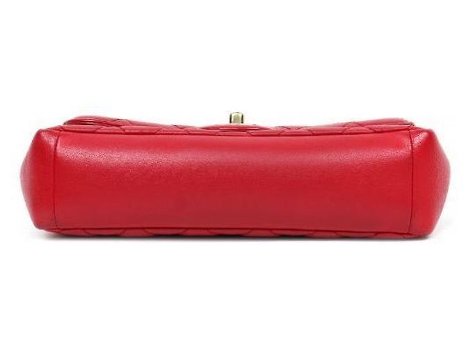 Chanel Borsa a tracolla matelassé rossa con patta Rosso - vista 4