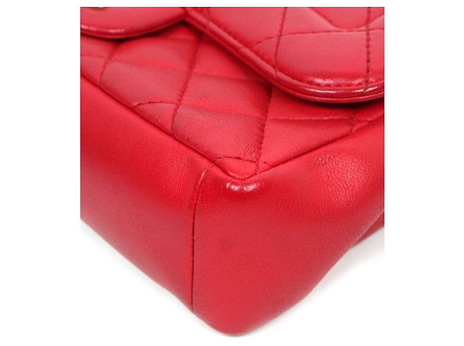 Chanel Borsa a tracolla matelassé rossa con patta Rosso - vista 6
