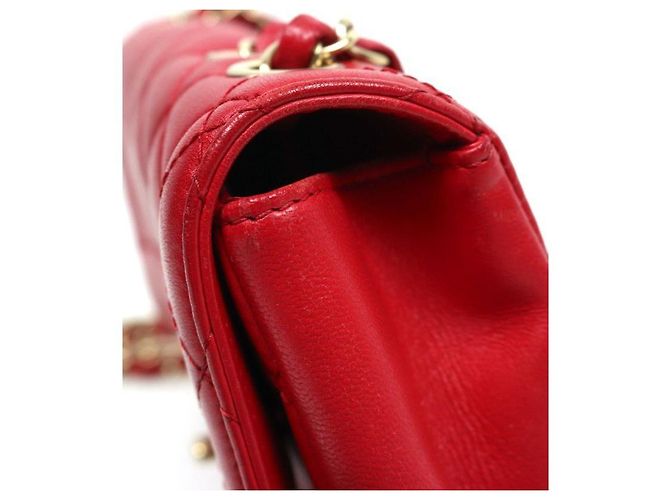 Chanel Borsa a tracolla matelassé rossa con patta Rosso - vista 9