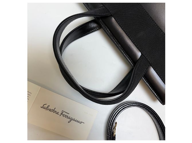 Salvatore Ferragamo Borsa Tote Iconic Bow Ribbon Nera Nero - vista 14