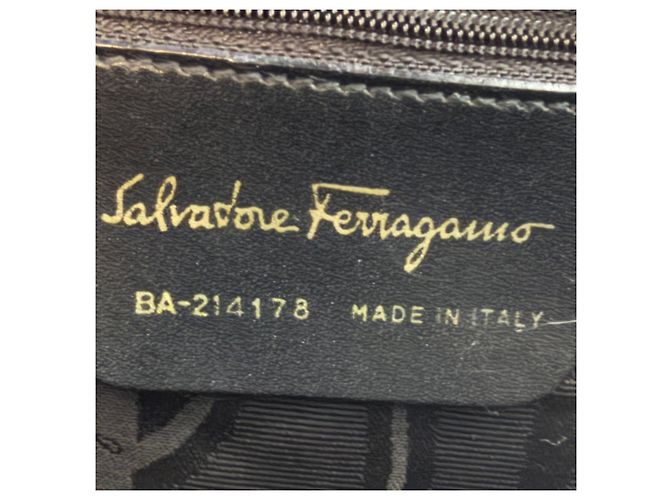 Salvatore Ferragamo Borsa Tote Iconic Bow Ribbon Nera Nero - vista 20