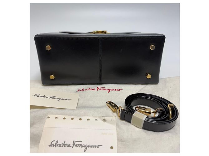 Salvatore Ferragamo Borsa Tote Gancini Borsa a Tracolla (Premium, Black) Nero - vista 16