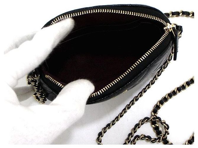 Chanel Borsa a tracolla mini a mezzaluna Timeless Classic con logo CC dorato Nero - vista 6