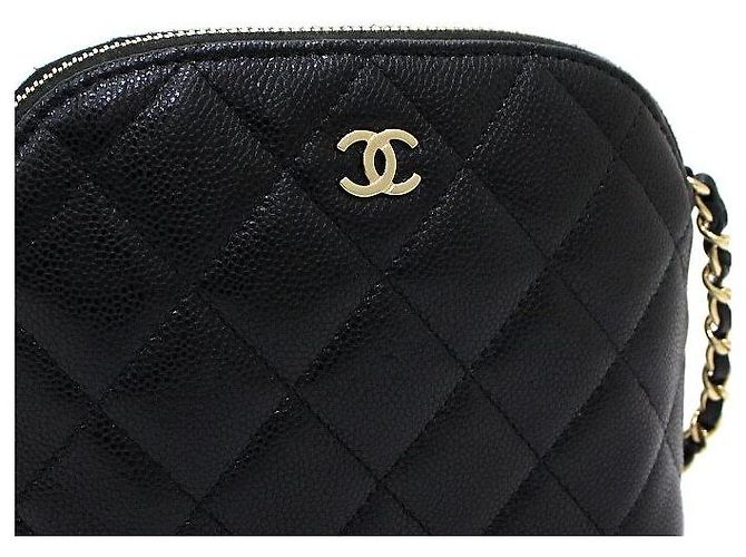 Chanel Borsa a tracolla mini a mezzaluna Timeless Classic con logo CC dorato Nero - vista 9