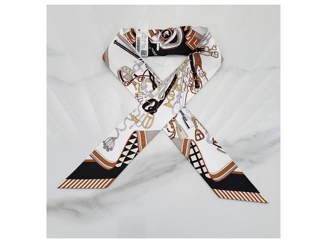 Hermès Foulard in seta Twilly Bouquets Sellier da donna Marrone - vista 5