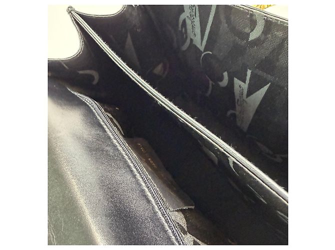 Salvatore Ferragamo Borsa a Tracolla Tote Gancini (Usata, Black) Nero - vista 20