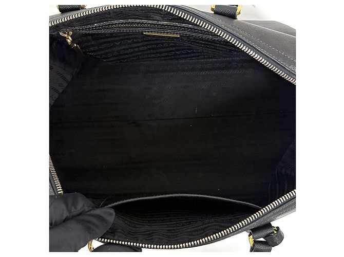 Prada Borsa Tote Boston Saffiano Lux con Logo Triangle Nero - vista 18