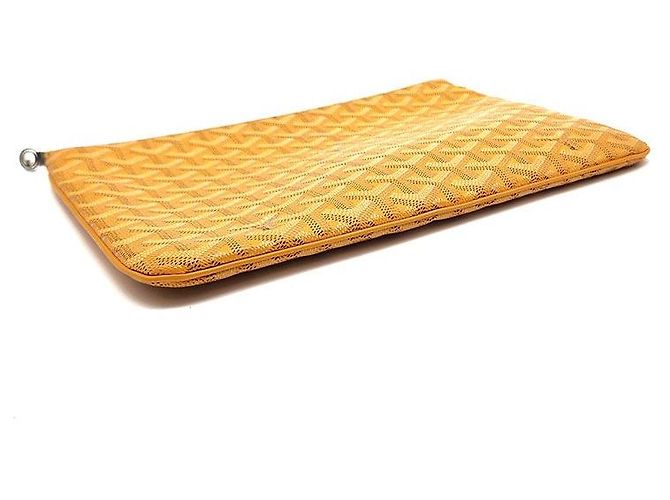 Clutch Goyard Sena MM Gialla in Pelle Giallo - vista 5