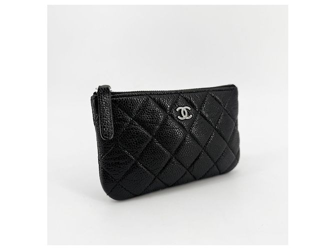 Chanel Mini Pochette Caviar Nera in Pelle Nero - vista 3