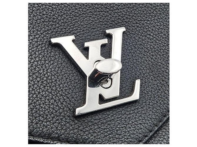 Louis Vuitton My Lockme BB Borsa in pelle nera Nero - vista 8