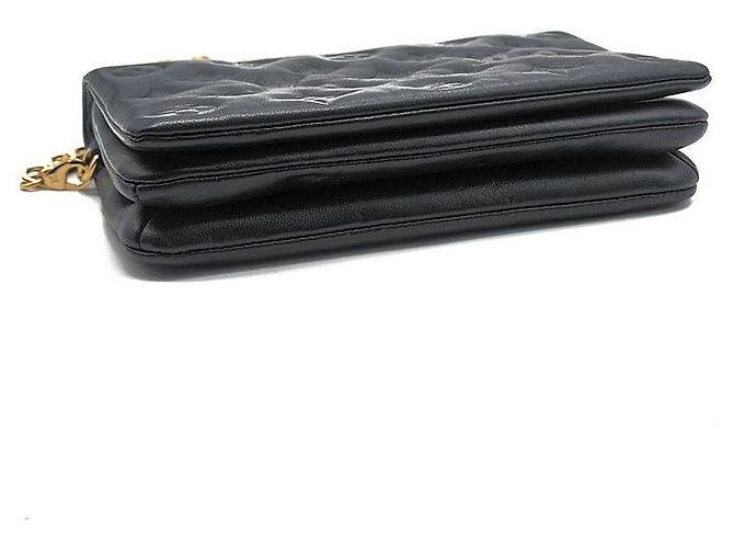 Louis Vuitton Pochette Coussin in pelle nera Nero - vista 7