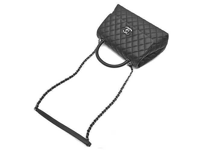 Chanel Caviar Coco Handle 28 Nero in Pelle - vista 4