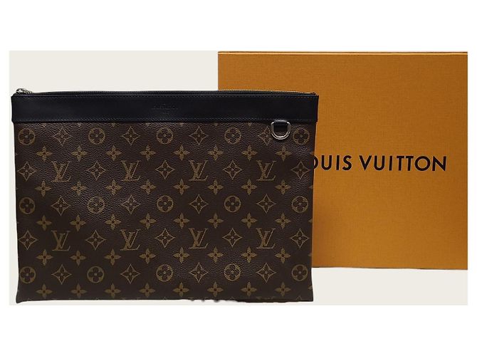 Louis Vuitton Pouch Discovery Monogram Macassar Marrone - vista 7