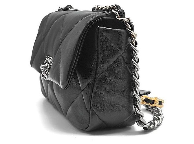 Chanel 19 Flap Bag Small in pelle nera Nero - vista 2