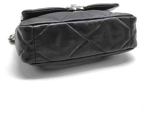 Chanel 19 Flap Bag Small in pelle nera Nero - vista 7