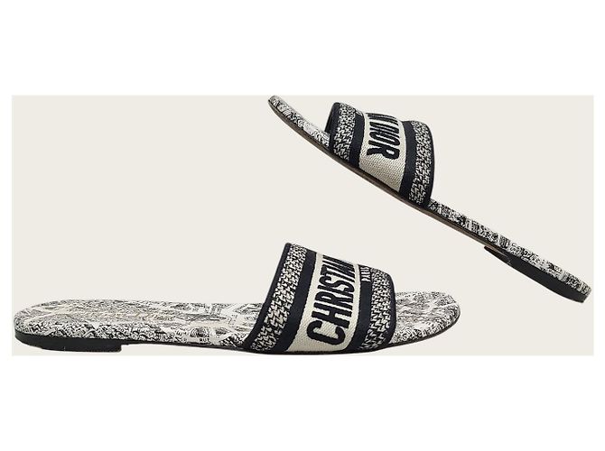 Dior Sandali Mule Dway in cotone ricamato motivo Flan de Paris White Black Bianco - vista 5